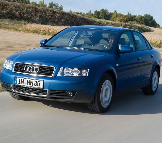 Windschutzscheibe Audi A4 2001-2008 mit Regensensor 8572AGSGYMVW1B Fotos